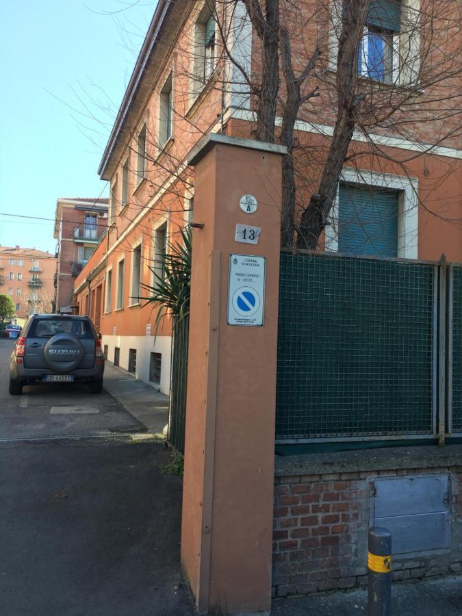 R&B La Villa Bologna Bagian luar foto
